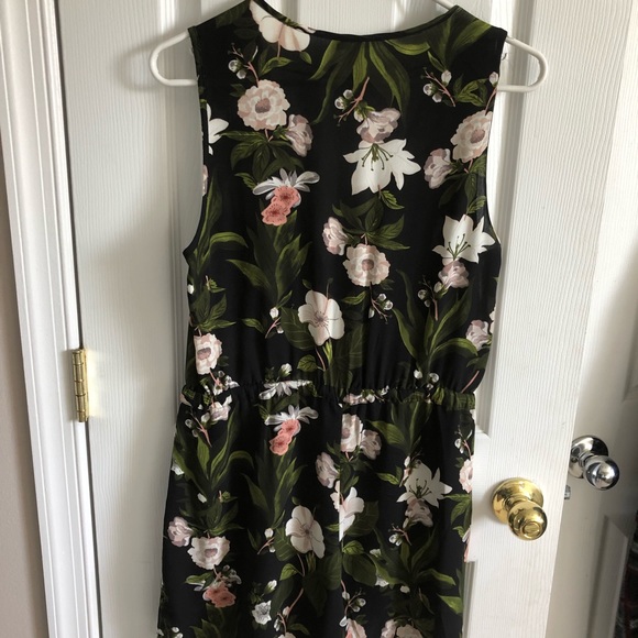 Romper- black floral with drawstring - Picture 2 of 6